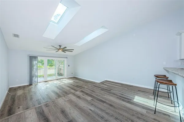 $210,000 | 6206 92nd Place North, Unit 3605, Pinellas Park, FL 33782