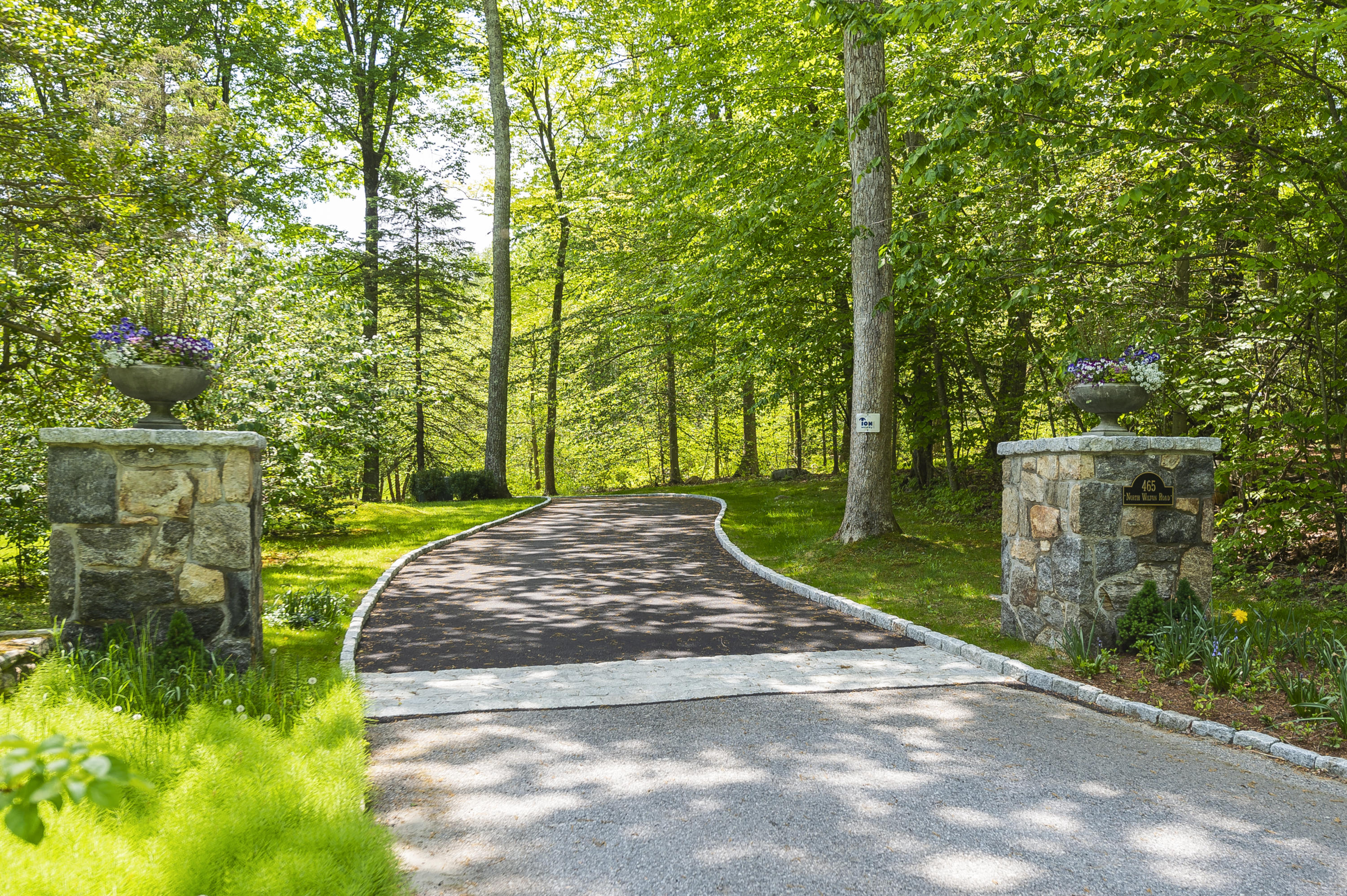 465 North Wilton Road New Canaan, CT 06840 - Photo 2 of 64 a view of a park with large trees