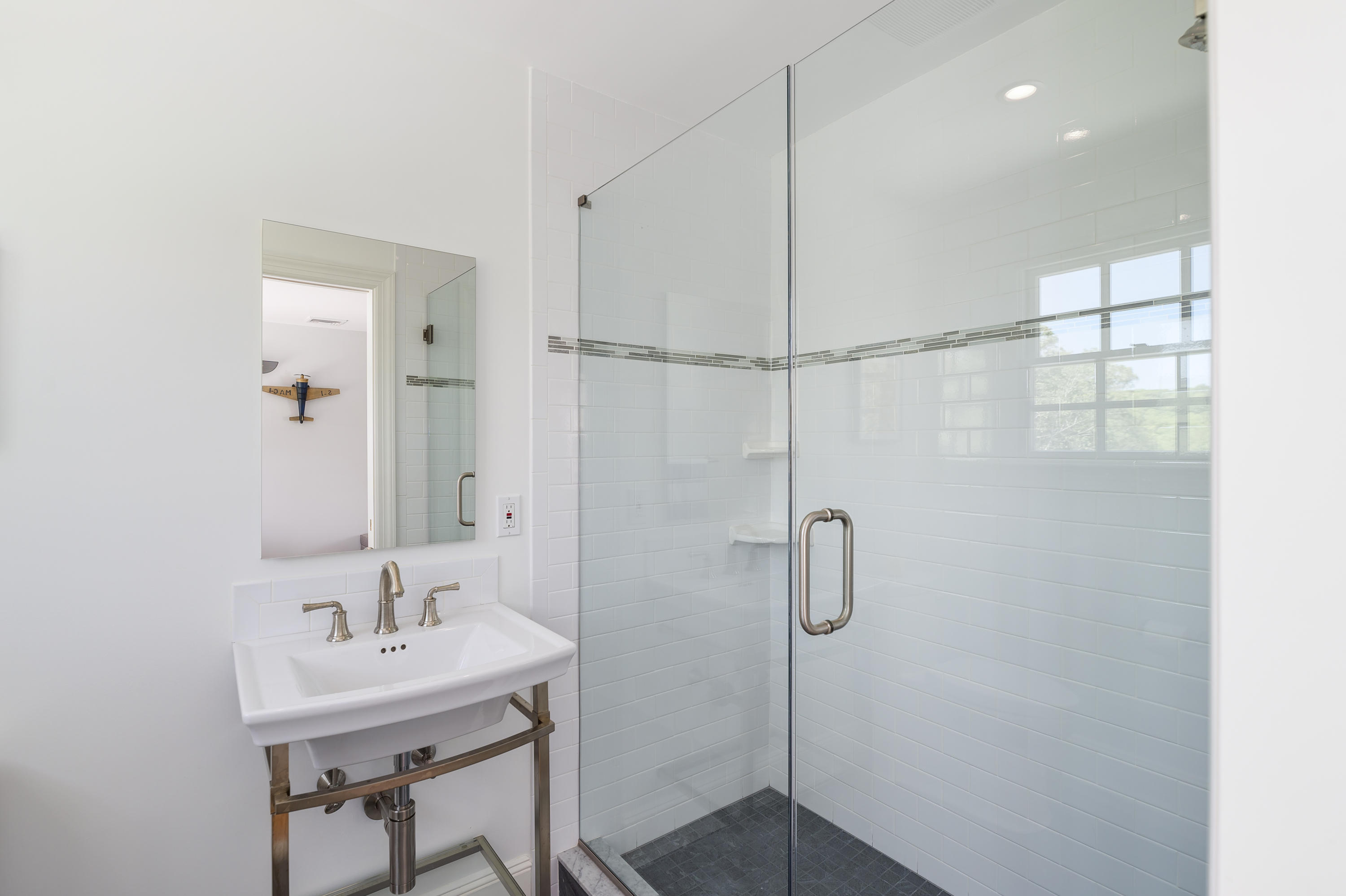 465 North Wilton Road New Canaan, CT 06840 - Photo 24 of 64 12. Bedroom2 (BR2)