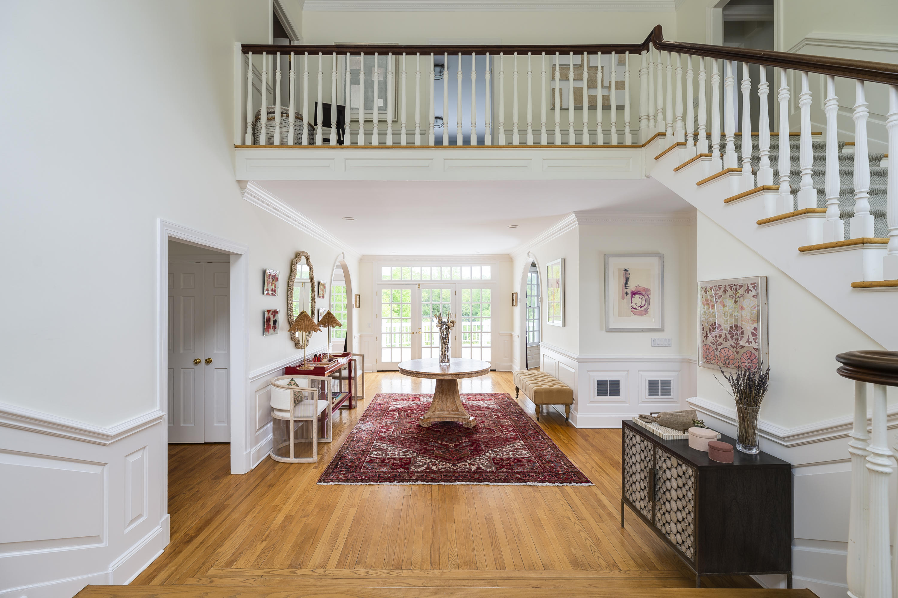 465 North Wilton Road New Canaan, CT 06840 - Photo 4 of 64 a very nice looking room with a large window