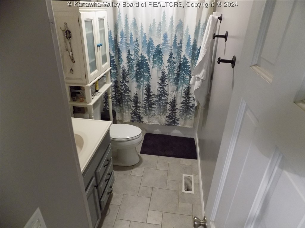72 Chestnut Road Elkview, WV 25071 - Photo 8 of 11 Gallery Image 8