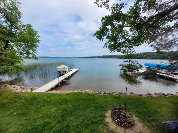 $300,000 | 39471 South Clitherall Lake Road, Battle Lake, MN 56515