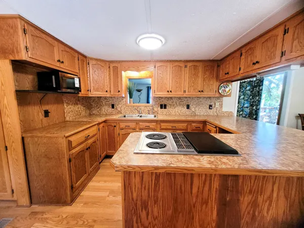 $300,000 | 39471 South Clitherall Lake Road, Battle Lake, MN 56515
