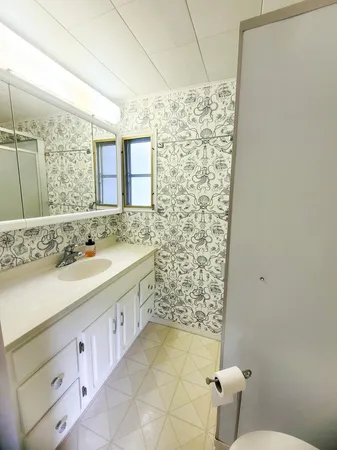 $300,000 | 39471 South Clitherall Lake Road, Battle Lake, MN 56515