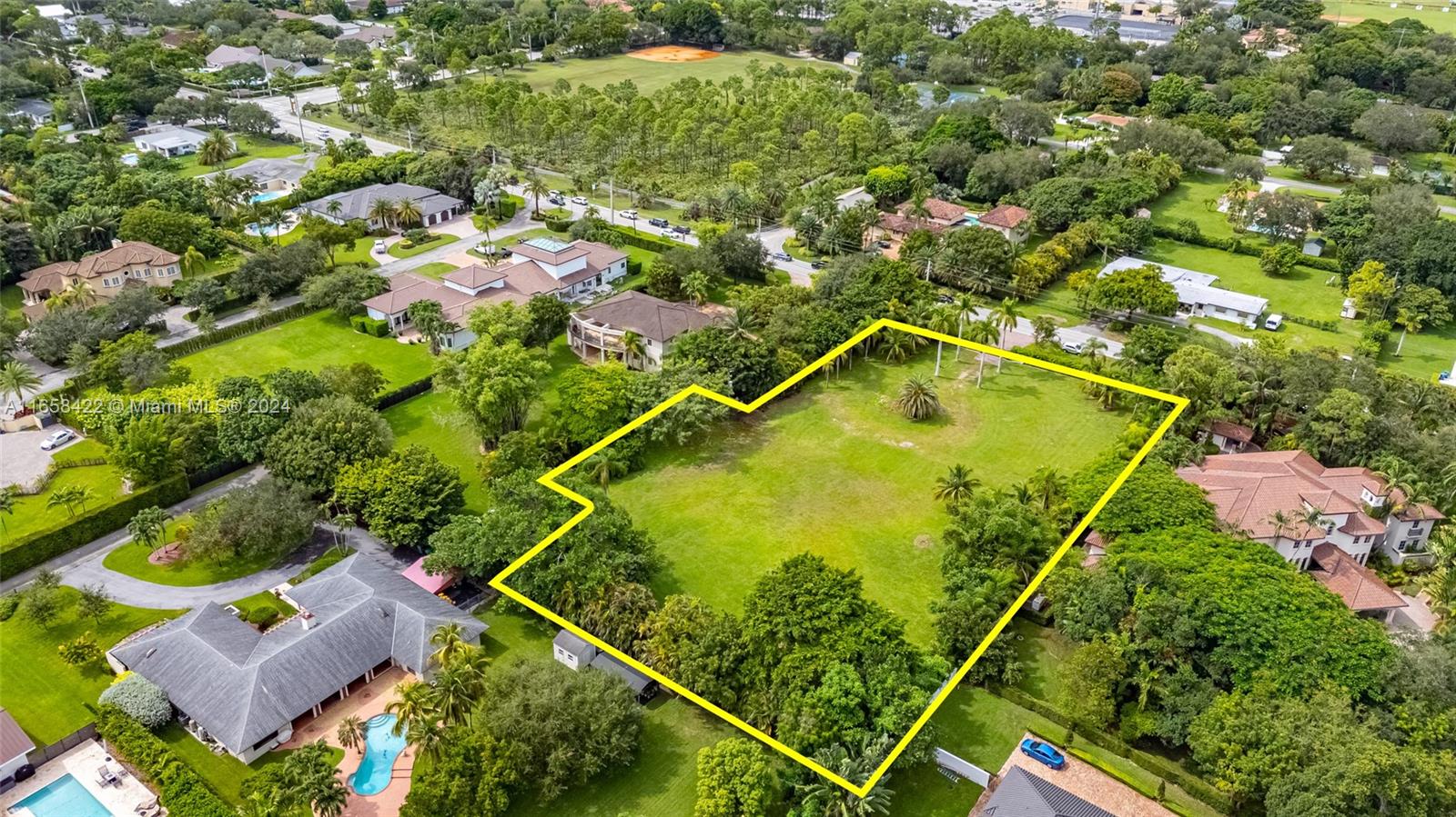 9450 Southwest 112th Street Miami, FL 33176 - Photo 15 of 24