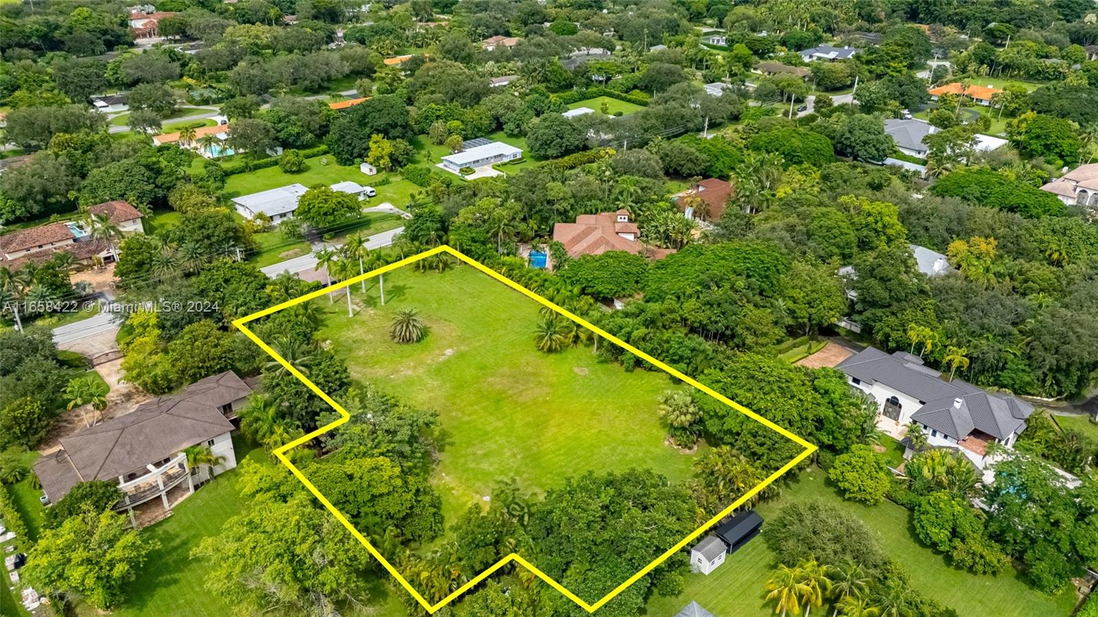 9450 Southwest 112th Street Miami, FL 33176 - Photo 16 of 24