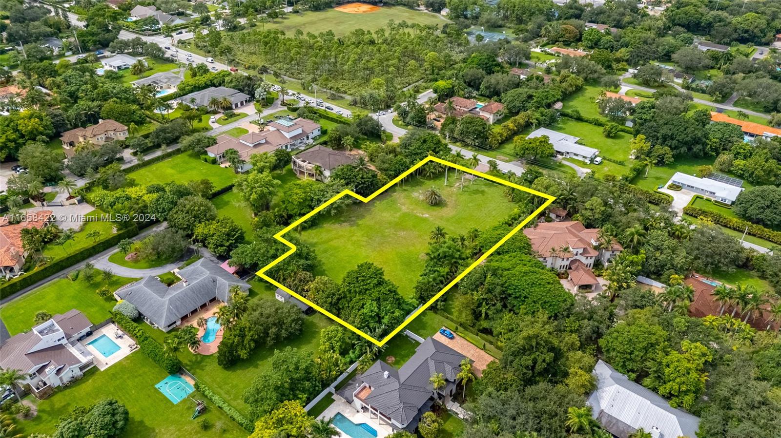 9450 Southwest 112th Street Miami, FL 33176 - Photo 7 of 24