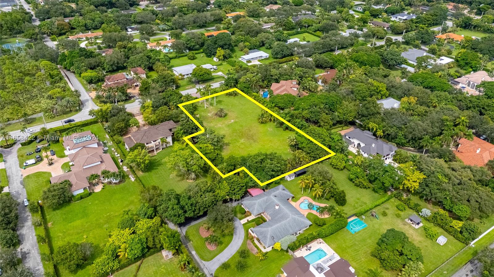 9450 Southwest 112th Street Miami, FL 33176 - Photo 9 of 24