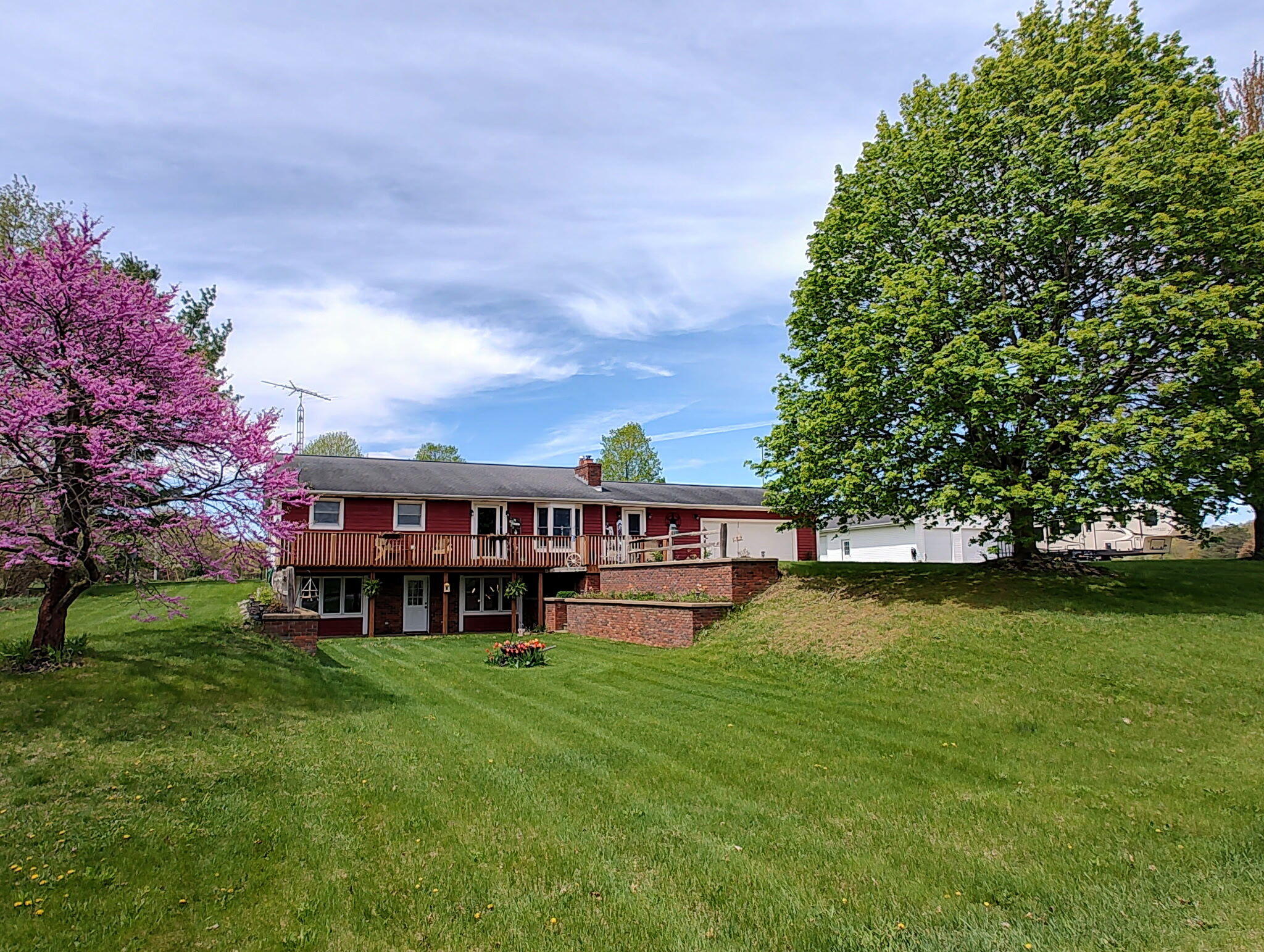 2660 Barber Road Grass Lake, MI 49240 - Photo 1 of 34 Barber Rd. Front View