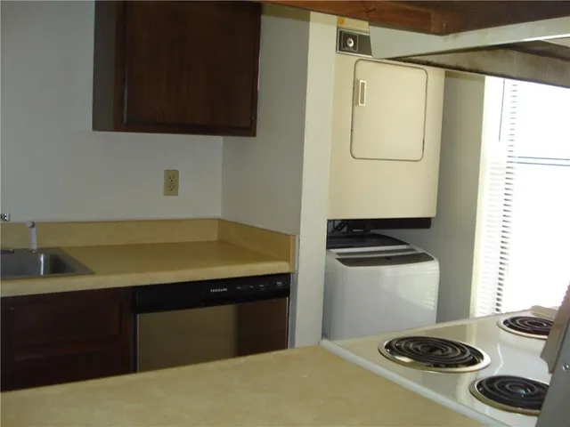 $1,200 | Undisclosed Address, Mandeville, LA 70448