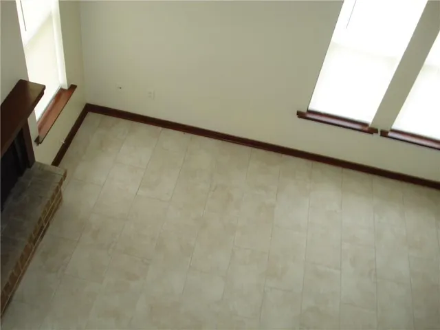 $1,200 | Undisclosed Address, Mandeville, LA 70448