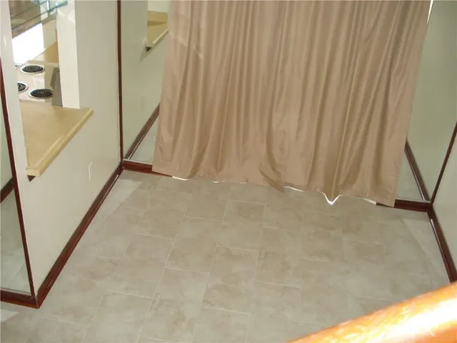 $1,200 | Undisclosed Address, Mandeville, LA 70448