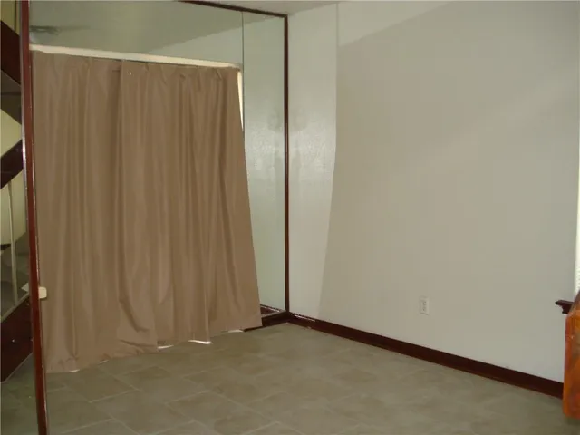 $1,200 | Undisclosed Address, Mandeville, LA 70448