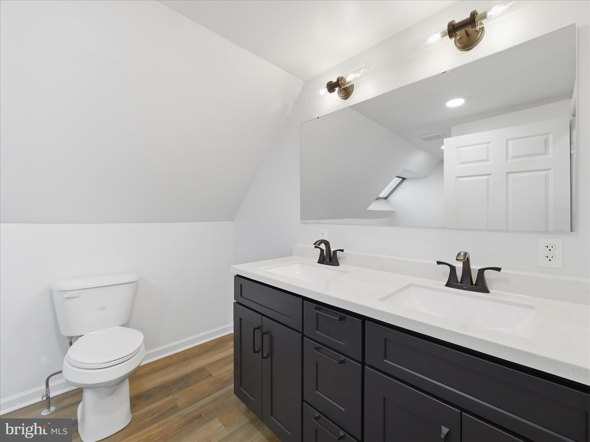 115 White Church Road Gettysburg, PA 17325 - Photo 19 of 42 Primary Bathroom