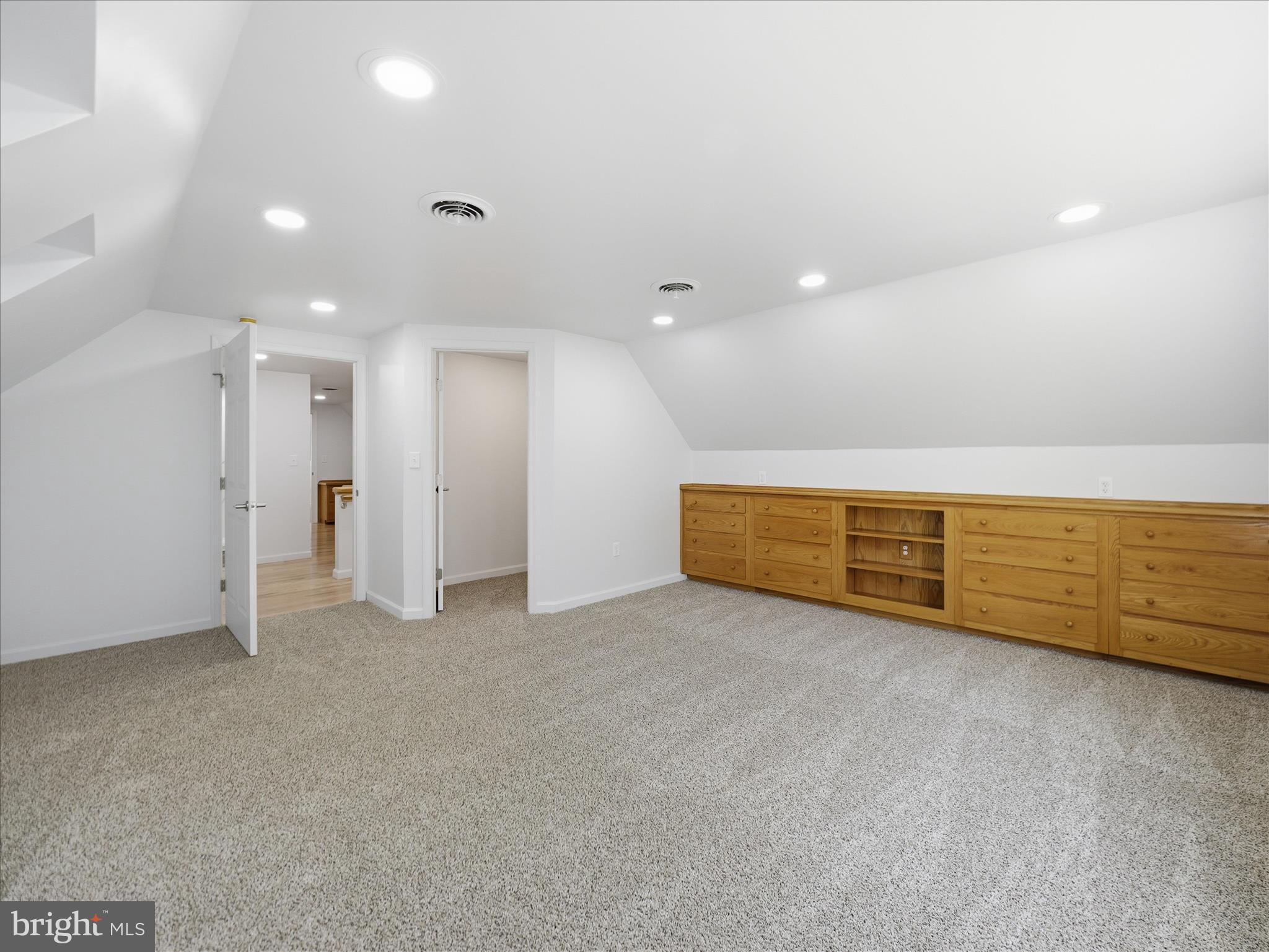 115 White Church Road Gettysburg, PA 17325 - Photo 21 of 42 Great Room Level 2
