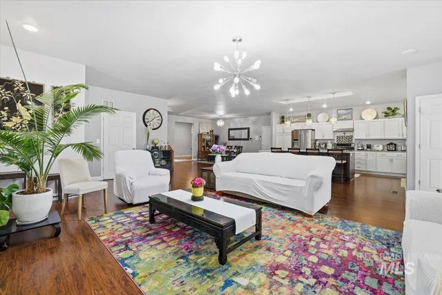 $1,400,000 | 7501 West Swift Lane, Boise, ID 83704