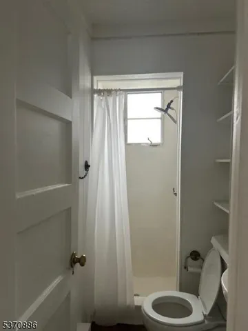 $2,300 | 19 Windemere Avenue, Unit 1, Mount Arlington, NJ 07856