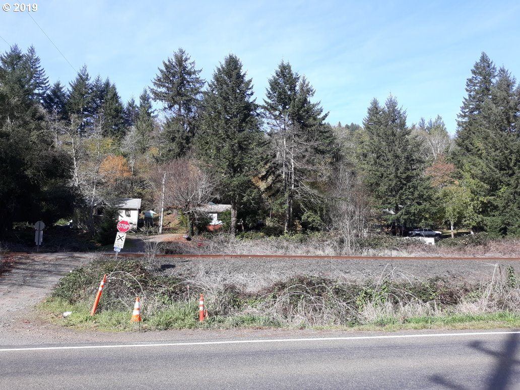 11621 Highway 36 Mapleton, OR 97453 - Photo 1 of 4 Gallery Image 1