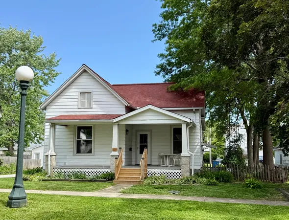$225,000 | 610 West Union Street, Champaign, IL 61820