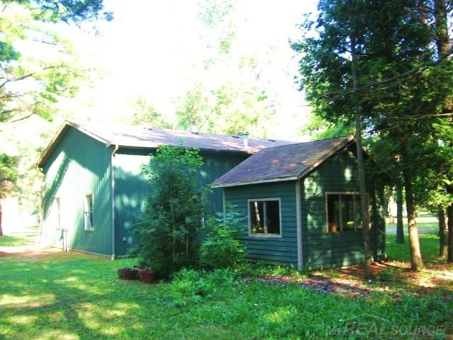 6727 Lakeshore Road Lexington, MI 48450 - Photo 76 of 91