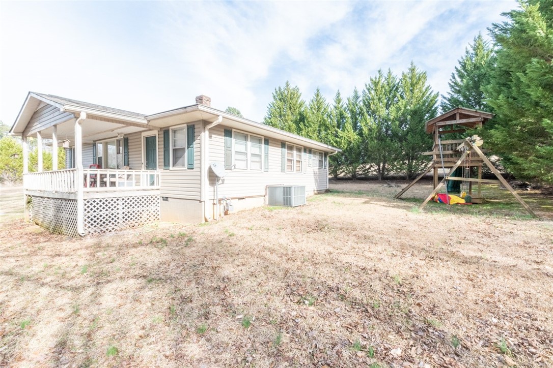 13040 Janda Road Seneca, SC 29672 - Photo 2 of 21 Home and land