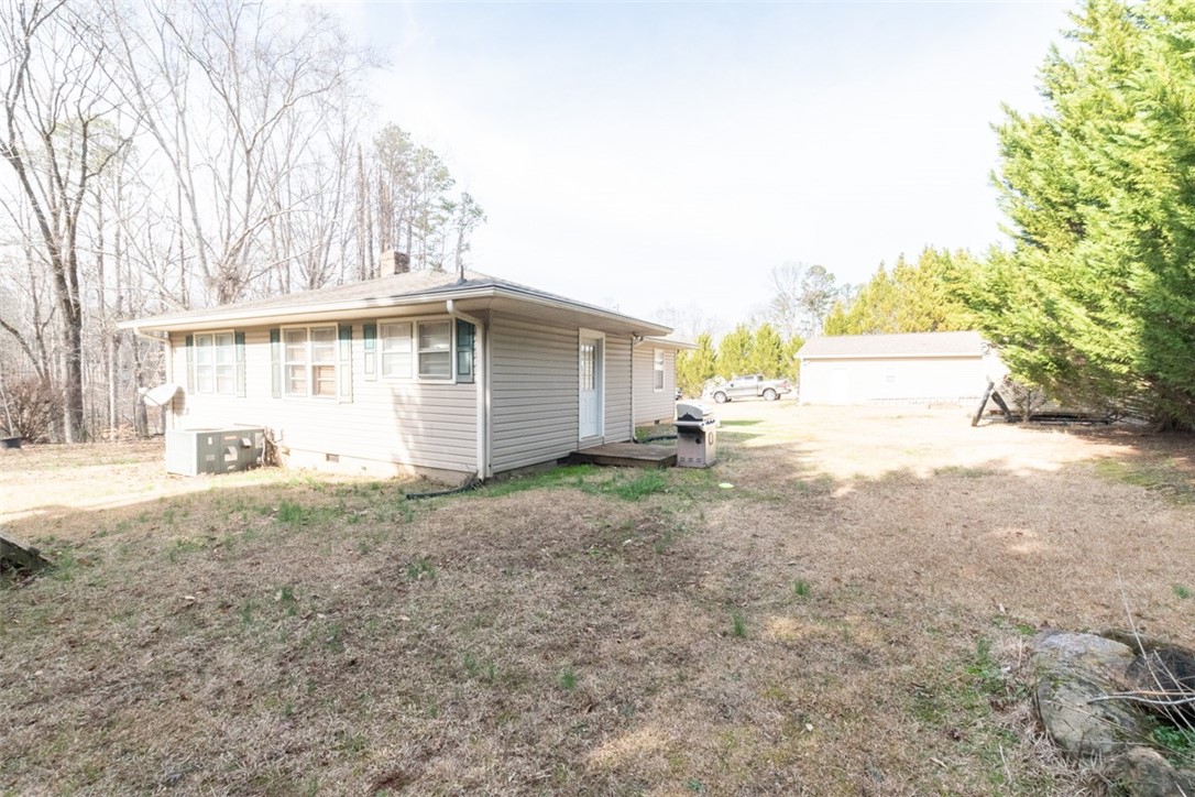 13040 Janda Road Seneca, SC 29672 - Photo 4 of 21 Gallery Image 4