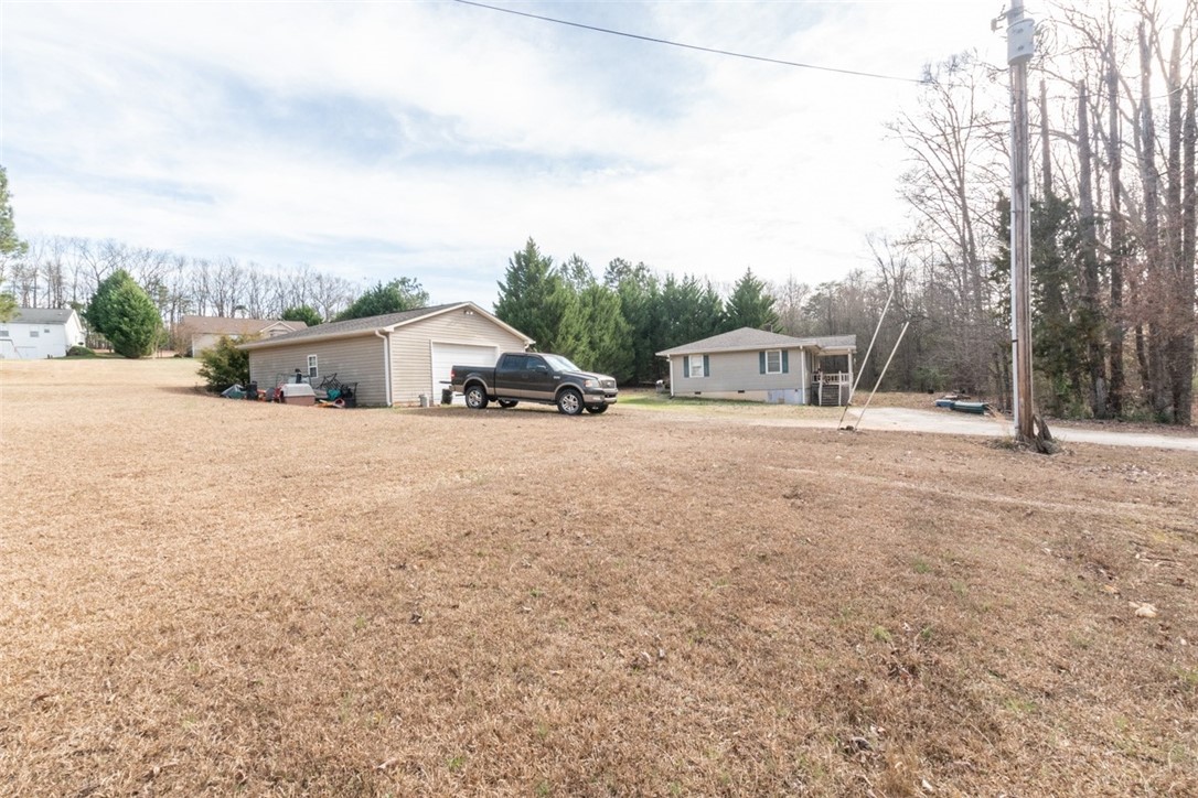 13040 Janda Road Seneca, SC 29672 - Photo 9 of 21 Gallery Image 9
