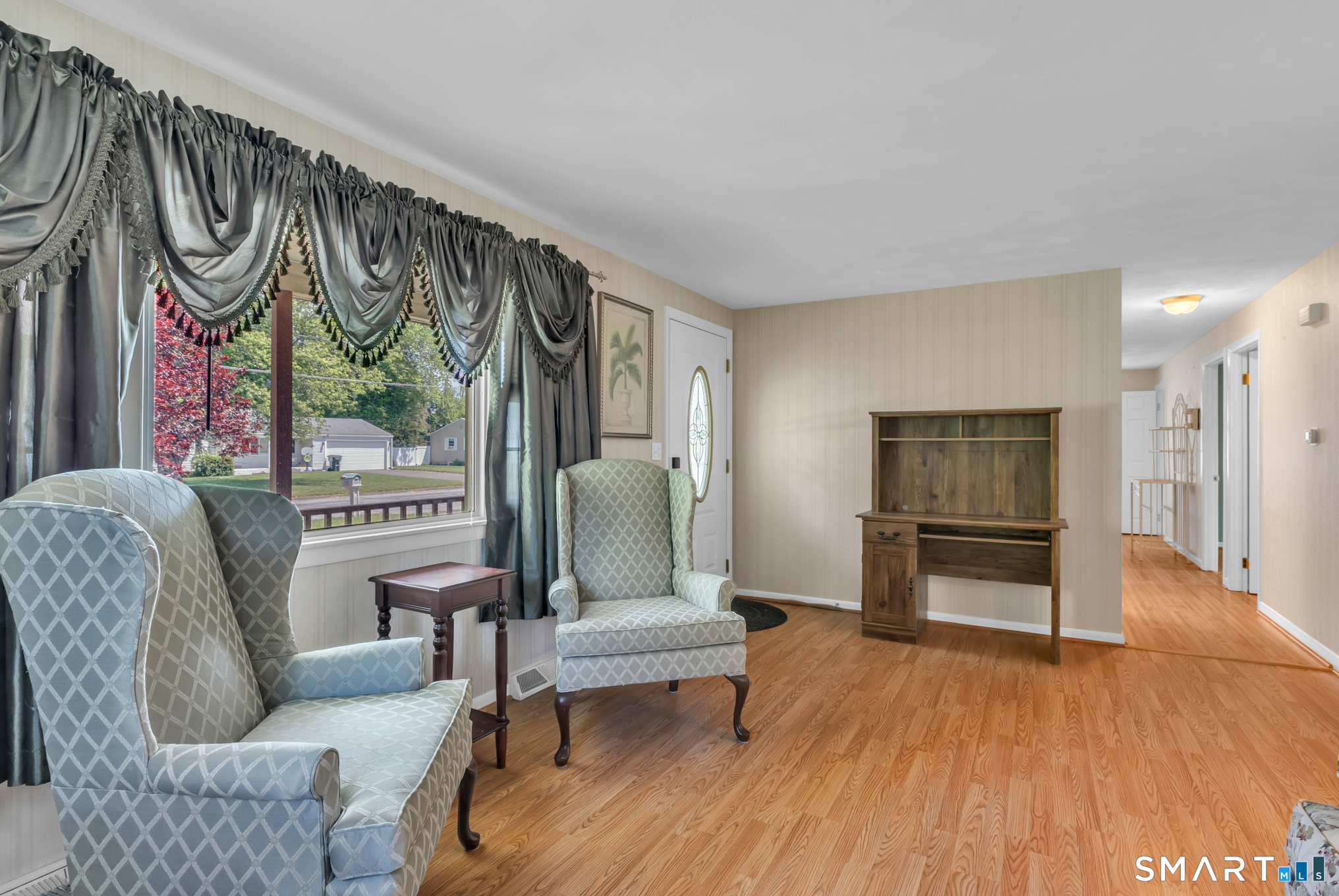 19 Alberta Street Windsor Locks, CT 06096 - Photo 7 of 31