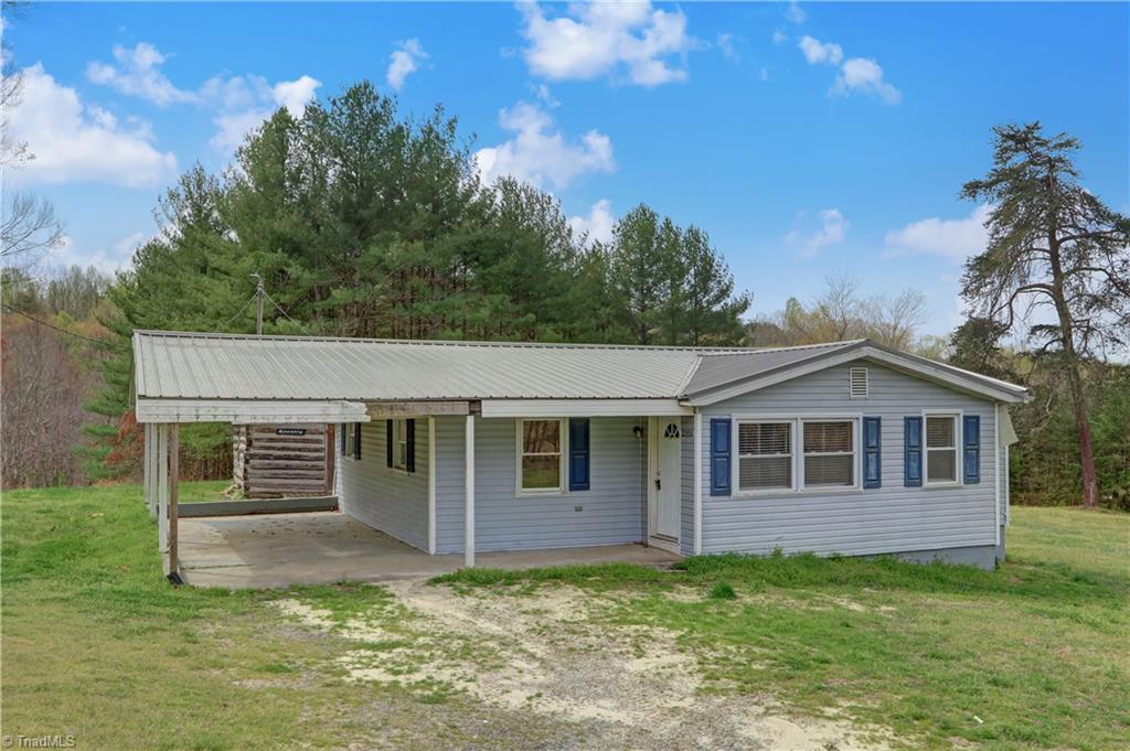 2376 Baker Crossroad Road Reidsville, NC 27320 - Photo 3 of 30 Gallery Image 3