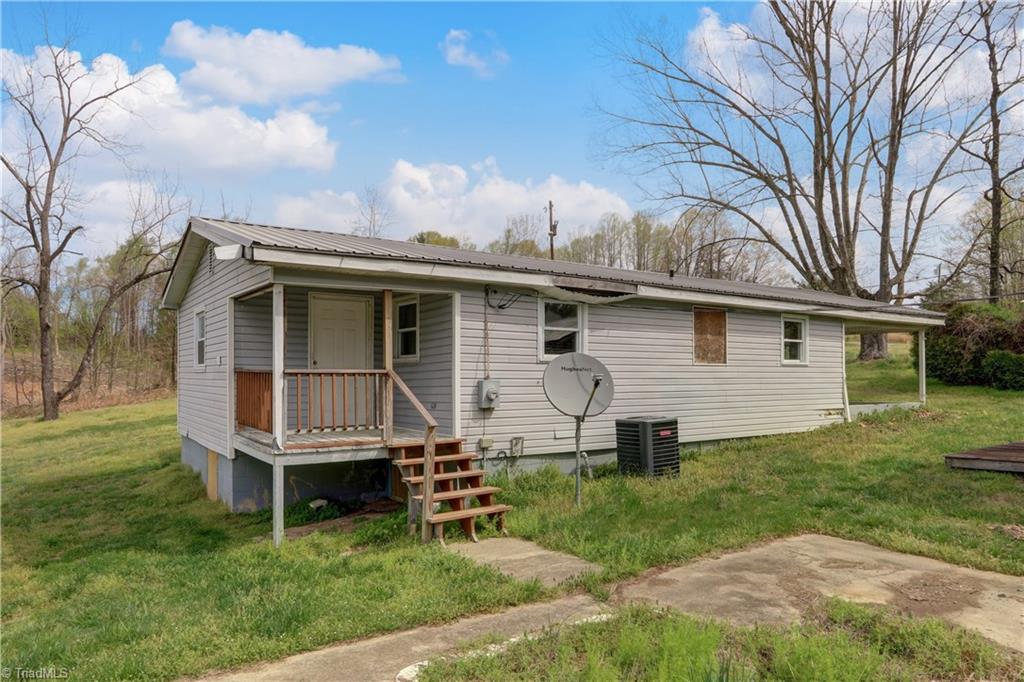 2376 Baker Crossroad Road Reidsville, NC 27320 - Photo 29 of 30 Gallery Image 29