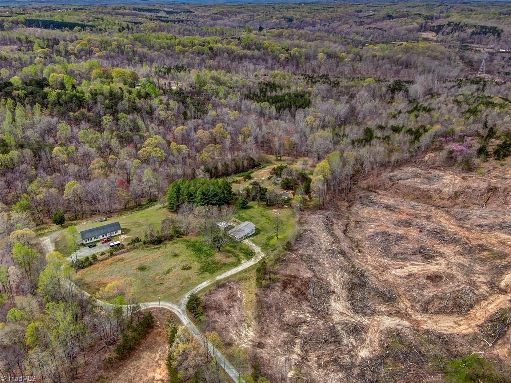 2376 Baker Crossroad Road Reidsville, NC 27320 - Photo 5 of 30 Gallery Image 5