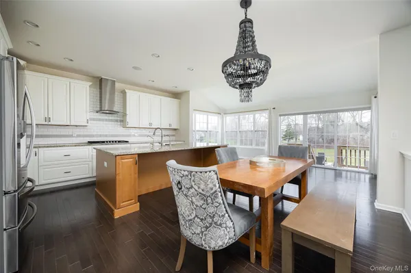 $899,999 | 27 East Van Buren Way, Hopewell Junction, NY 12533