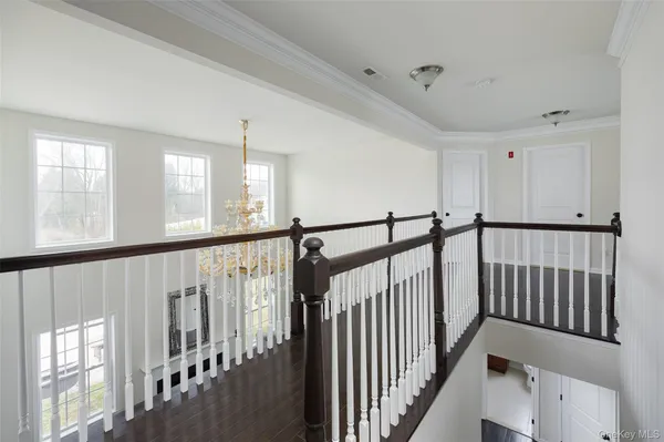 $899,999 | 27 East Van Buren Way, Hopewell Junction, NY 12533