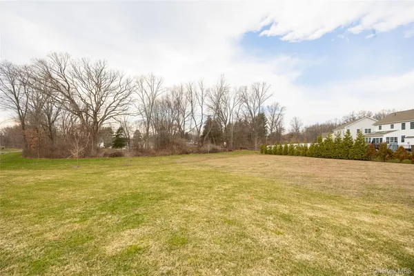 $899,999 | 27 East Van Buren Way, Hopewell Junction, NY 12533