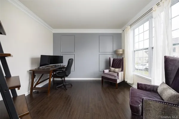 $899,999 | 27 East Van Buren Way, Hopewell Junction, NY 12533