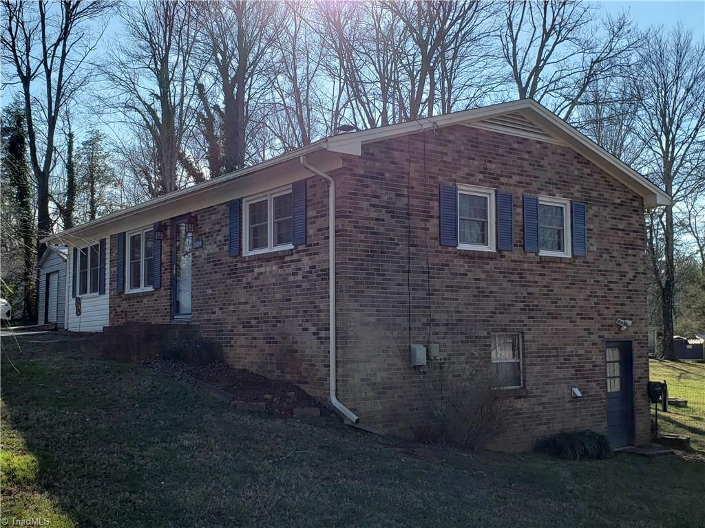 3039 Pipers Gap Road Mount Airy, NC 27030 - Photo 3 of 30 Gallery Image 3
