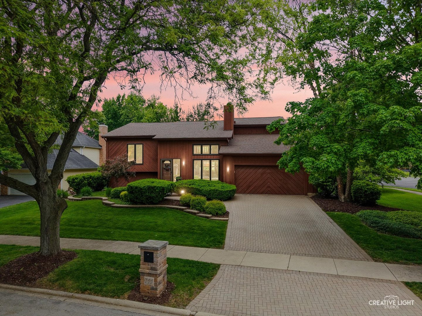 711 Canyon Run Road Naperville, IL 60565 - Photo 2 of 44 Gallery Image 2