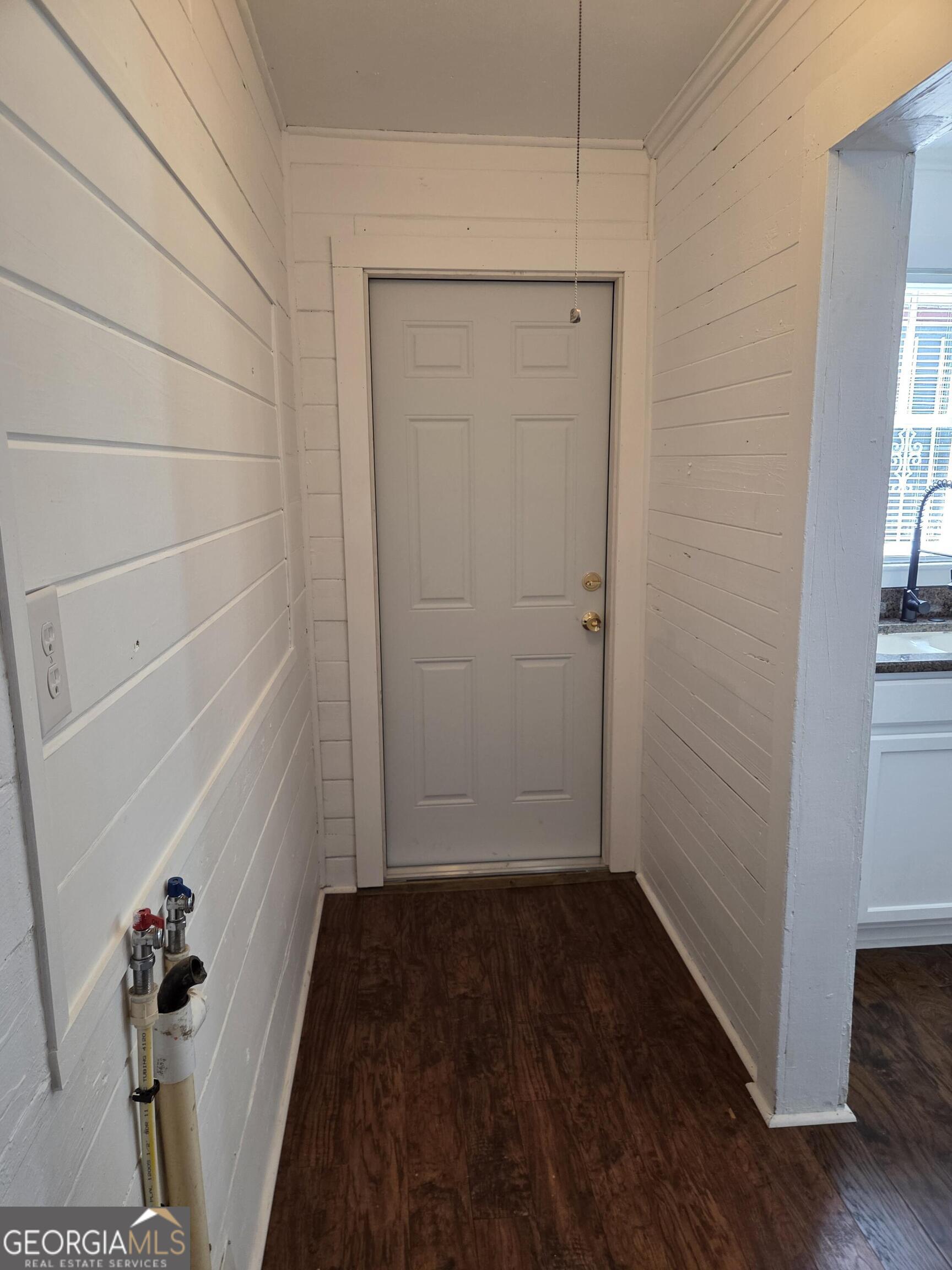 1502 Monck Street Brunswick, GA 31520 - Photo 24 of 32 a view of small space