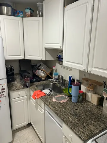 $184,900 | 5953 North Kenmore Avenue, Unit 305, Chicago, IL 60660