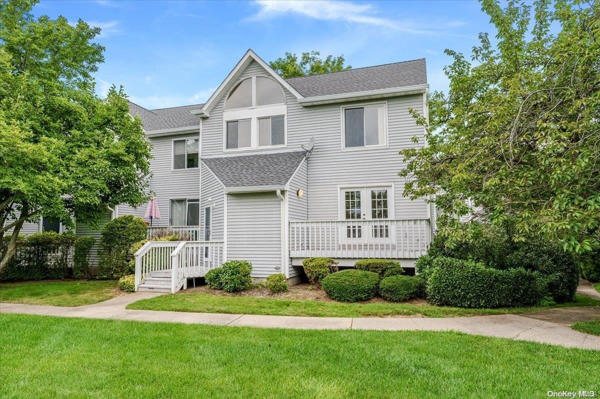 35 Gibbs Road, Unit 10 Coram, NY 11727 - Photo 1 of 1 Gallery Image 1