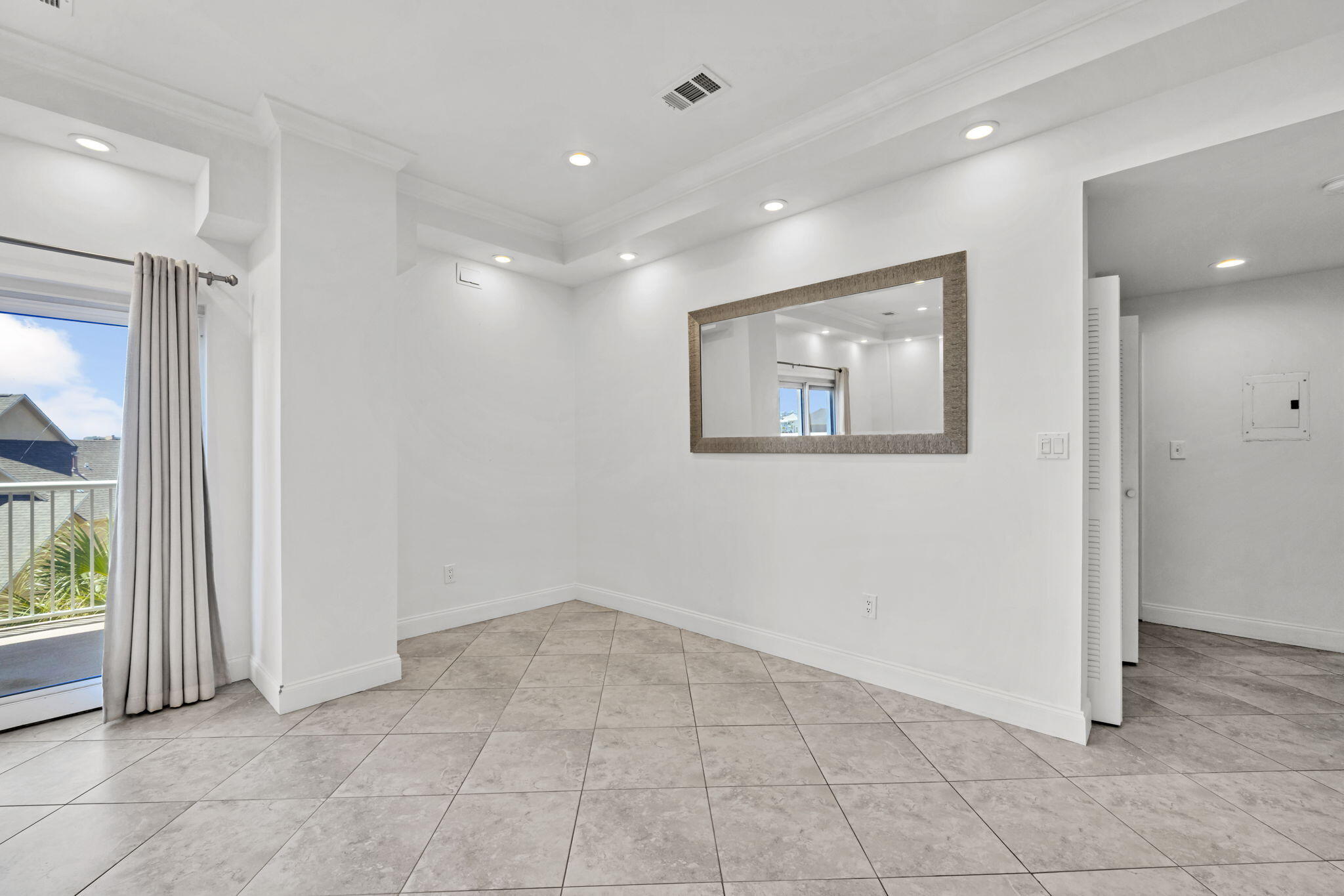 195 Durango Road, Unit 3A Destin, FL 32541 - Photo 27 of 41 a view of an empty room with a window