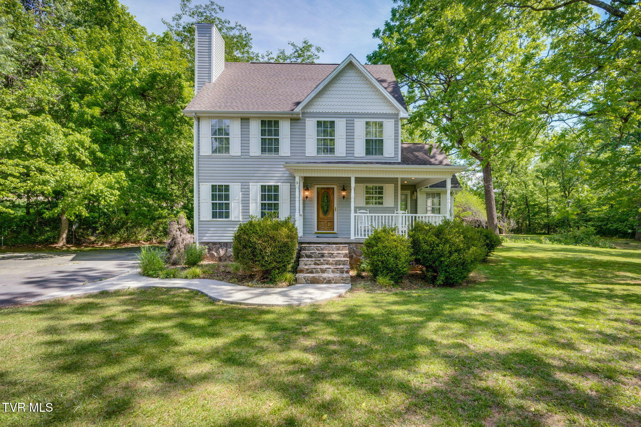 123 Mashburn Lane Erwin, TN 37650 - Photo 1 of 35 001
