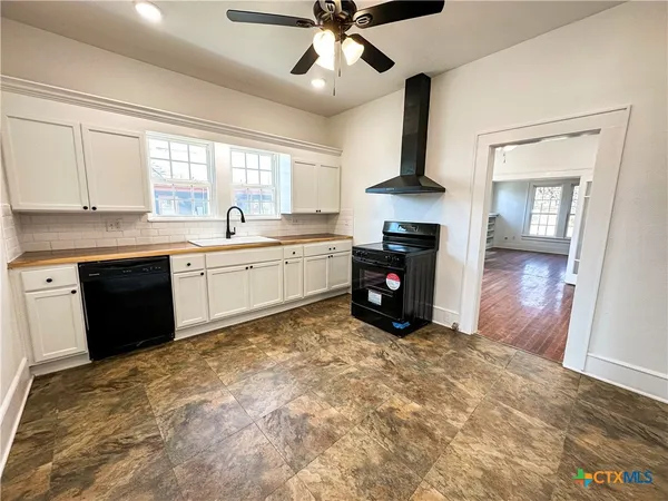 $196,000 | 1602 Saunders Street, Gatesville, TX 76528