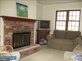 23 Brooktree Road East Windsor, NJ 08520 - Photo 6 of 9 Family Room