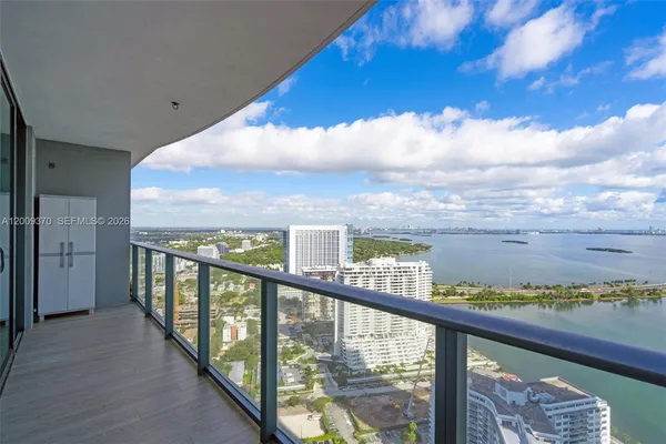 $3,500 | 501 Northeast 31st Street, Unit 3704, Miami, FL 33137