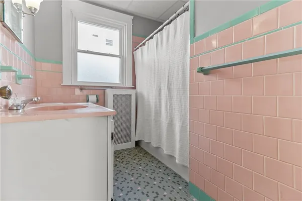 $619,000 | 647 Pleasant Valley Parkway, Providence, RI 02908