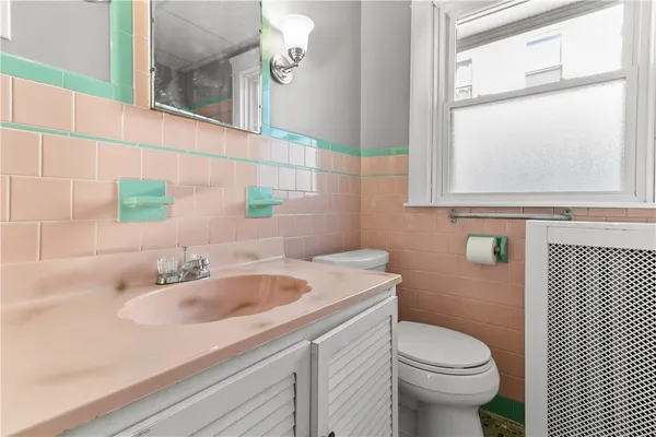 $619,000 | 647 Pleasant Valley Parkway, Providence, RI 02908