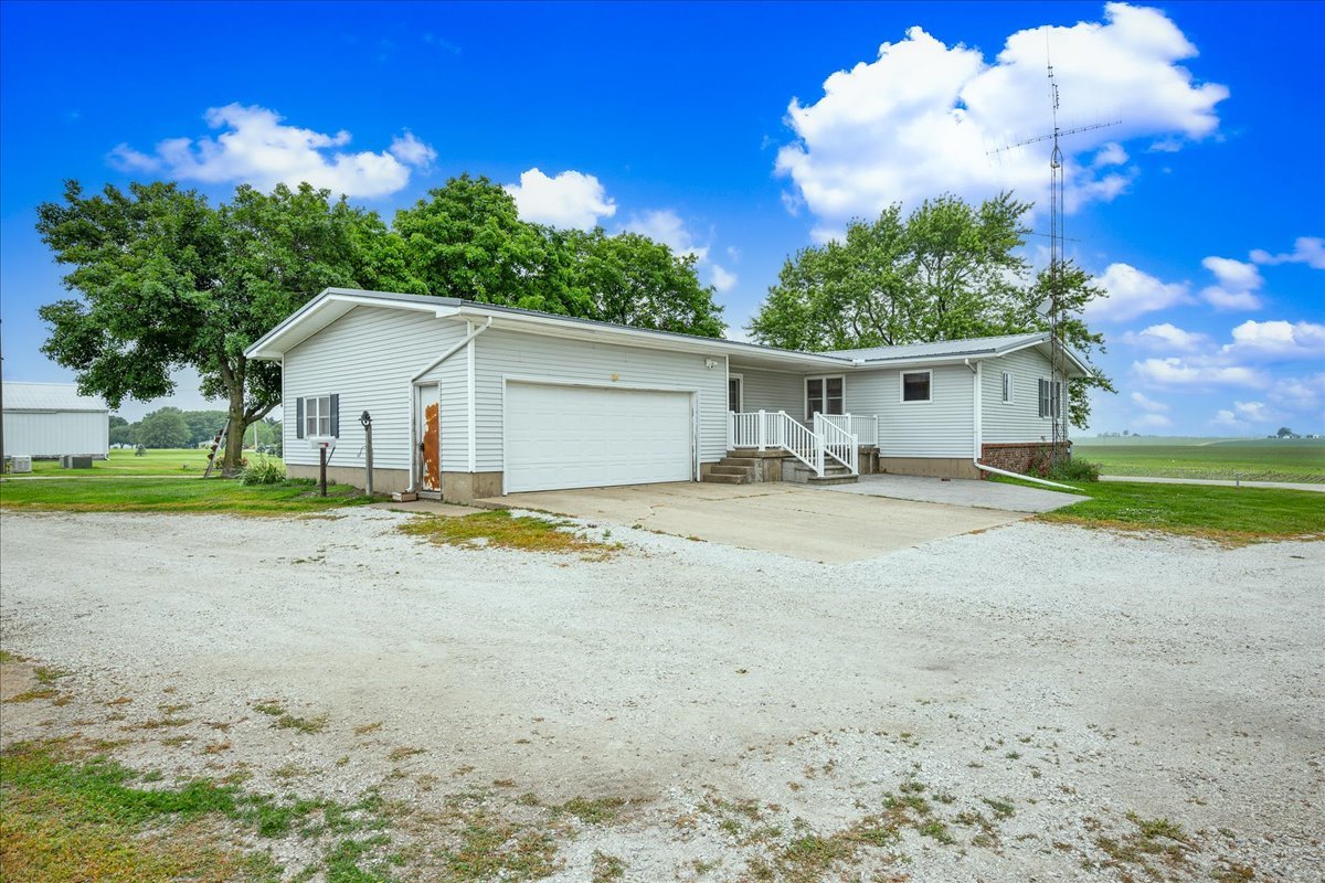 708 North 1950th Road Tonica, IL 61370 - Photo 56 of 95