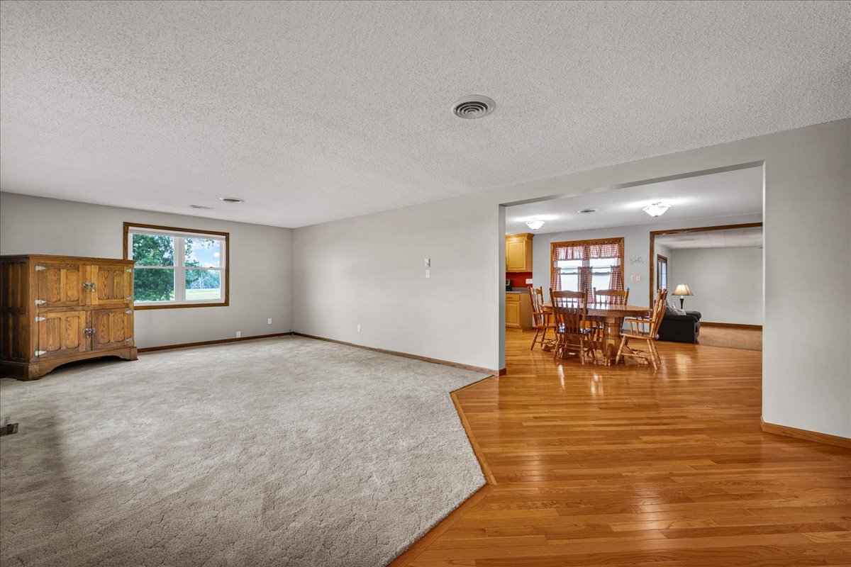 708 North 1950th Road Tonica, IL 61370 - Photo 6 of 95
