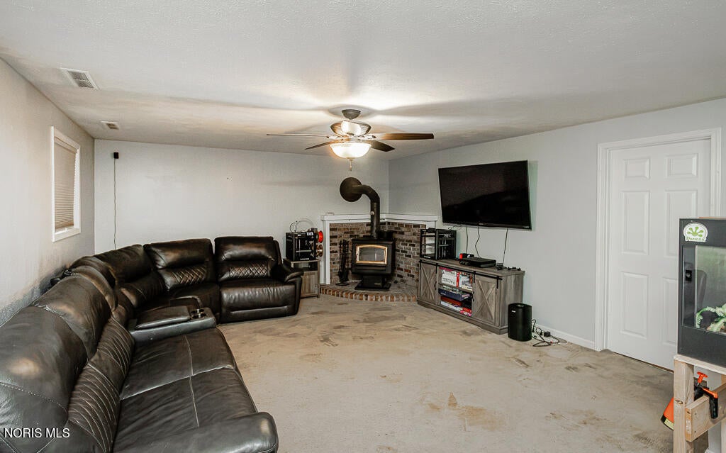 1352 Walbridge Road Millbury, OH 43447 - Photo 39 of 47 Gallery Image 39